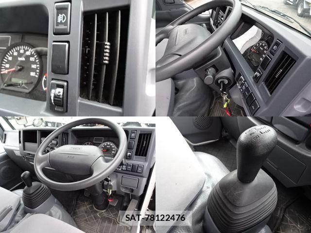 Mazda TITAN 2017-11 642268-15