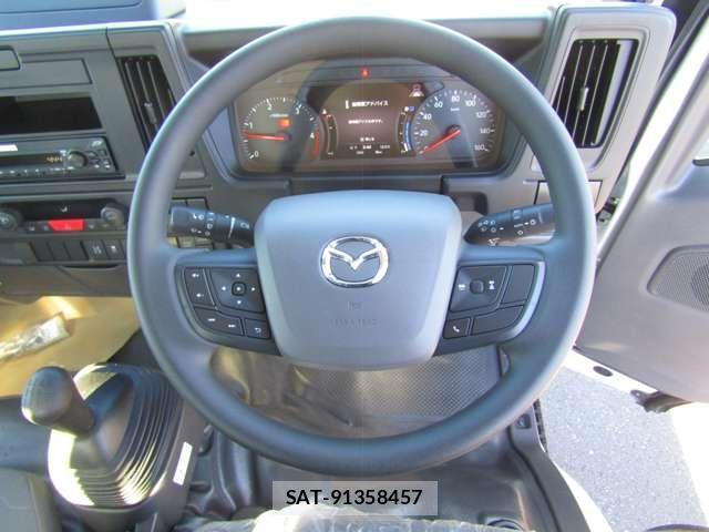 Mazda TITAN 2025-02 816246-12