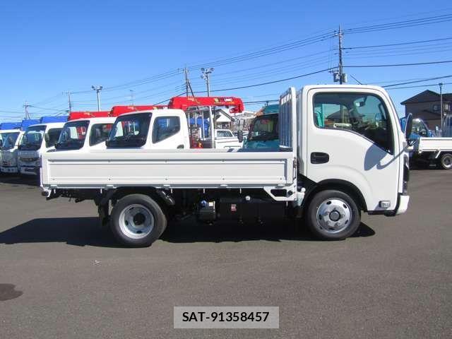 Mazda TITAN 2025-02 816246-3