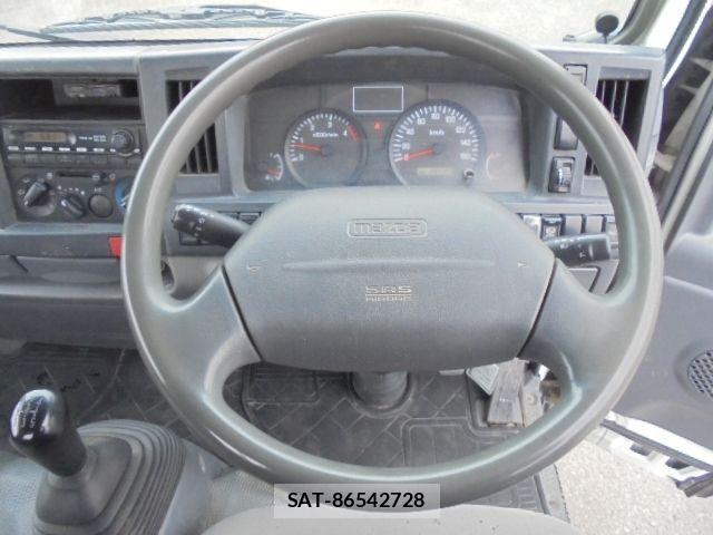 Mazda TITAN 2012-03 960033-1