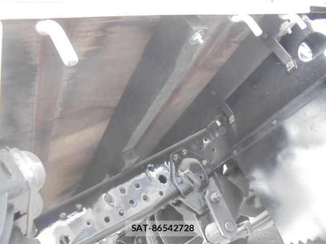 Mazda TITAN 2012-03 960033-24
