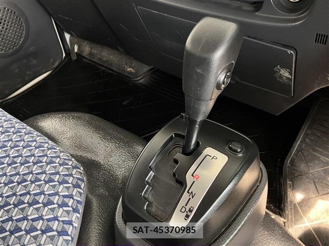 Mazda TITAN 2021-12 1143148-9