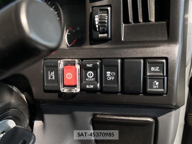 Mazda TITAN 2021-12 1143148-13