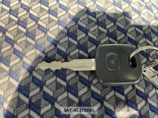 Mazda TITAN 2021-12 1143148-16