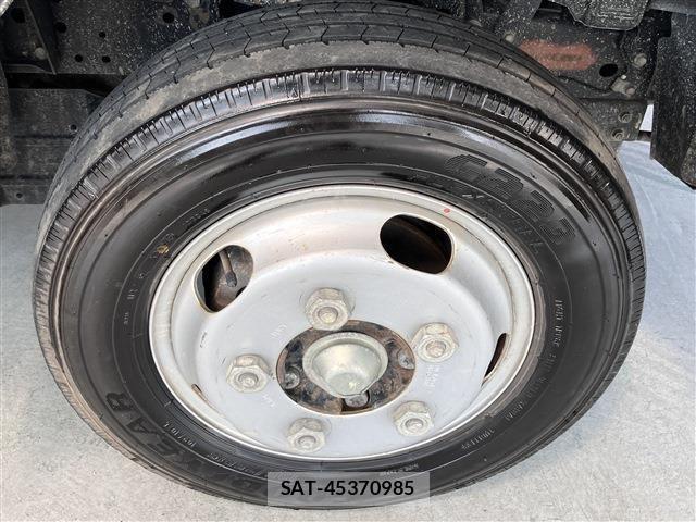 Mazda TITAN 2021-12 1143148-8