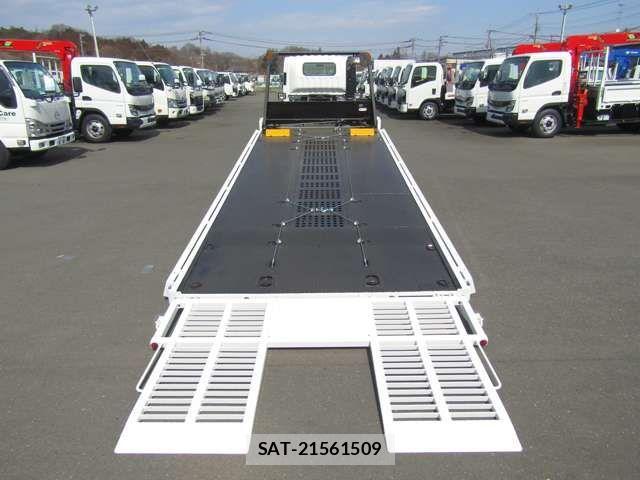 Mazda TITAN 2025-07 1218082-11