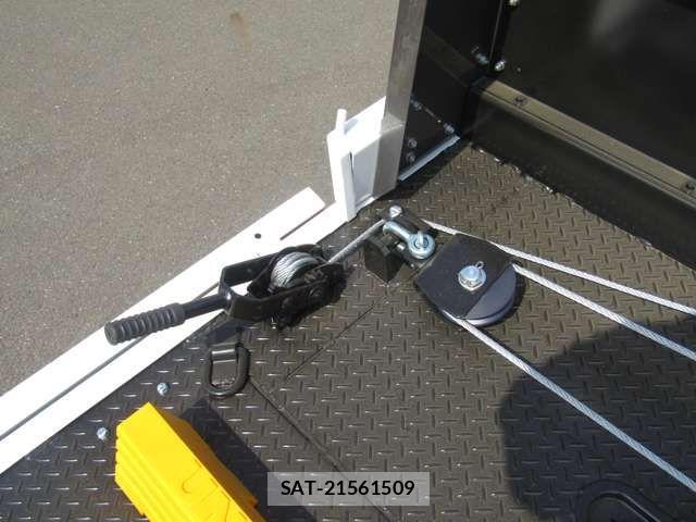 Mazda TITAN 2025-07 1218082-13