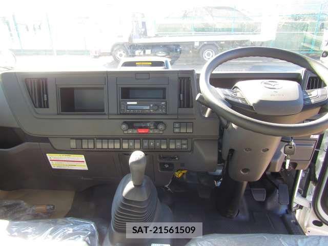 Mazda TITAN 2025-07 1218082-17