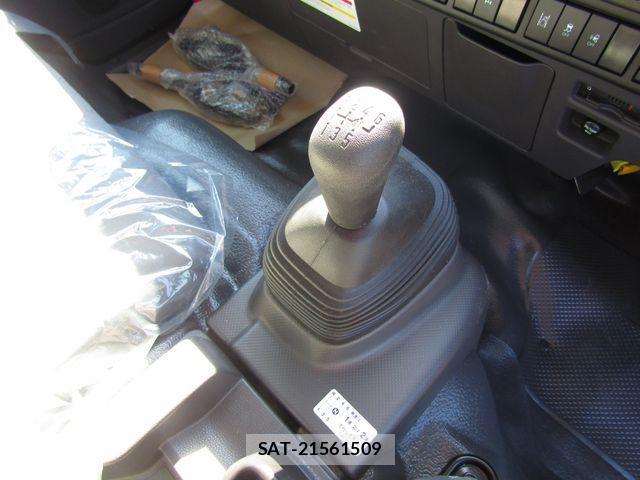 Mazda TITAN 2025-07 1218082-20