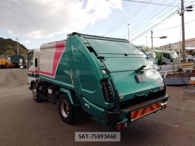 Mazda TITAN 2013-09 1225821-6