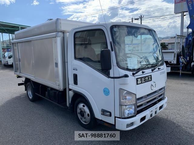 Mazda TITAN 2013-06 1225820-0