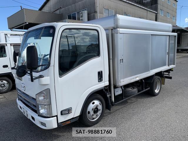 Mazda TITAN 2013-06 1225820-1
