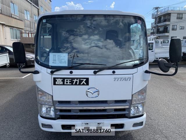 Mazda TITAN 2013-06 1225820-2