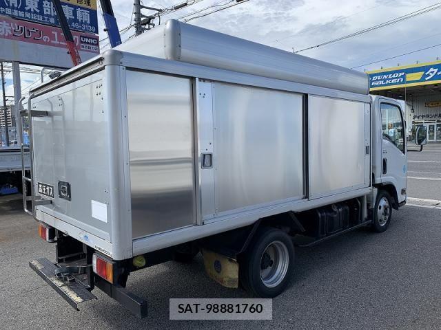 Mazda TITAN 2013-06 1225820-4