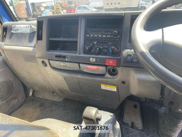 Mazda TITAN 2010-07 1229810-9