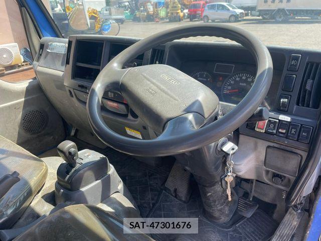Mazda TITAN 2010-07 1229810-8