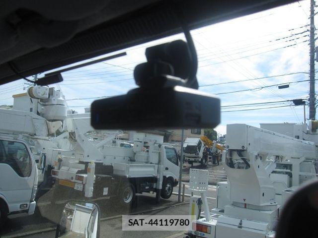 Mazda TITAN 2019-11 1311261-25