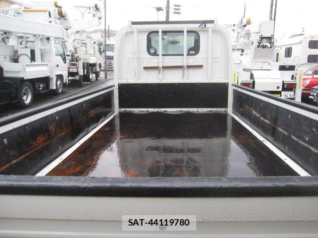 Mazda TITAN 2019-11 1311261-6