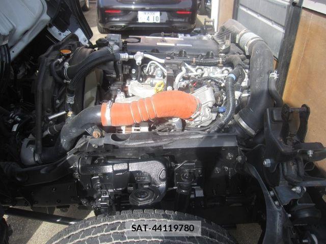 Mazda TITAN 2019-11 1311261-8