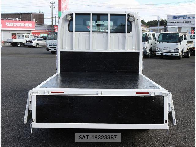 Mazda TITAN 2017-09 1315701-12