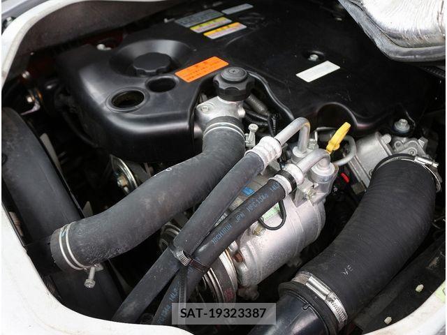 Mazda TITAN 2017-09 1315701-15