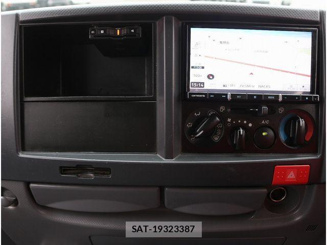 Mazda TITAN 2017-09 1315701-26