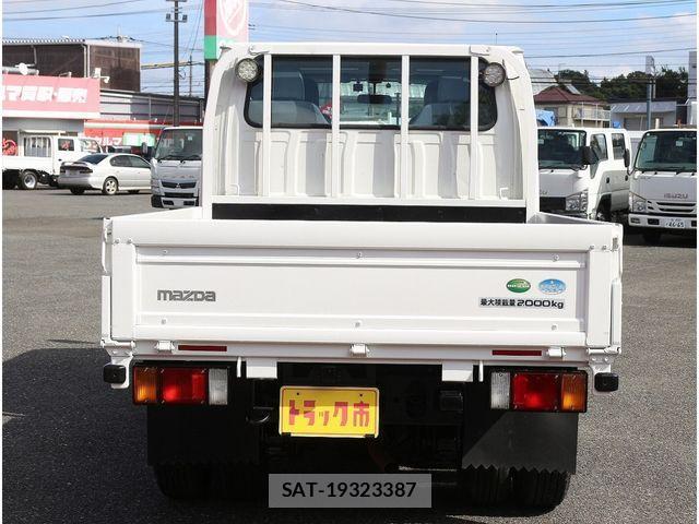 Mazda TITAN 2017-09 1315701-6