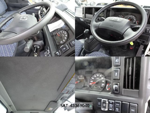 Mazda TITAN 2023-03 1323668-16