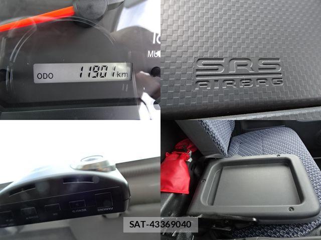 Mazda TITAN 2023-03 1323668-19