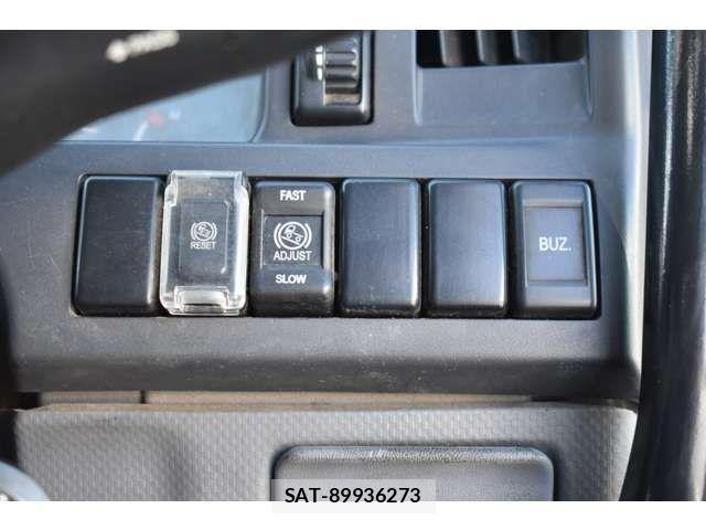 Mazda TITAN 2009-08 1355997-10