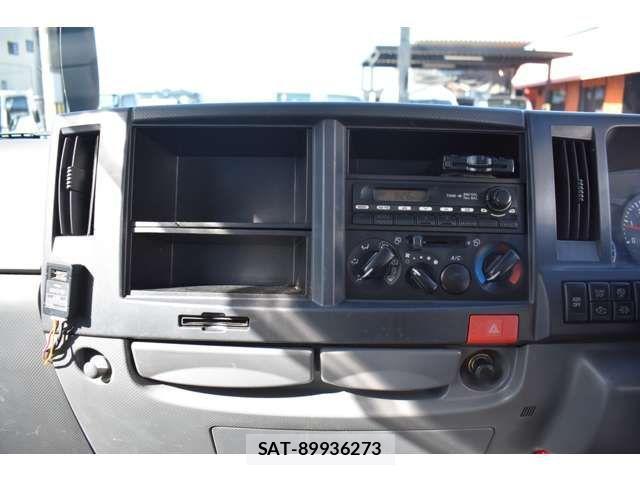 Mazda TITAN 2009-08 1355997-16