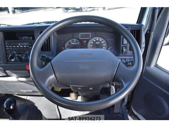 Mazda TITAN 2009-08 1355997-5