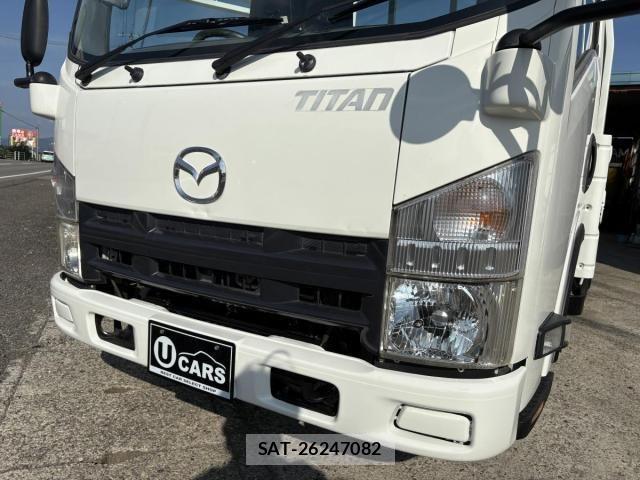 Mazda TITAN 2013-06 1362358-10