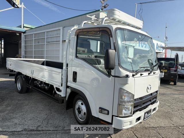 Mazda TITAN 2013-06 1362358-3