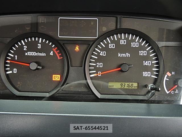 Mazda TITAN 2016-03 1382010-20