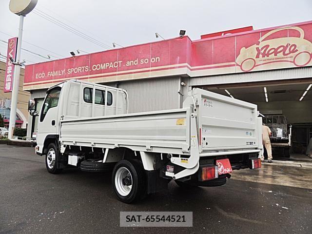 Mazda TITAN 2016-03 1382010-5