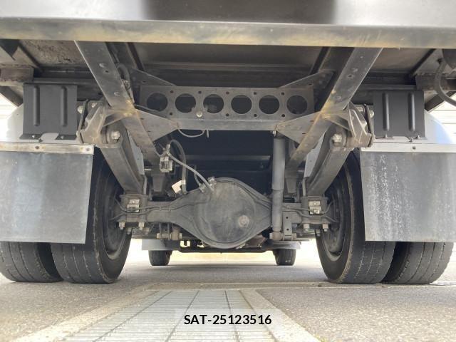 Mazda TITAN 2013-06 1082419-6