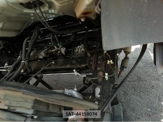 Mazda TITAN 2007-10 537440-29
