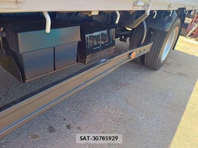 Mazda TITAN 2020-02 963984-14
