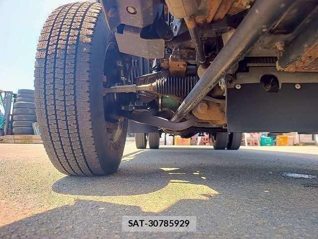 Mazda TITAN 2020-02 963984-24