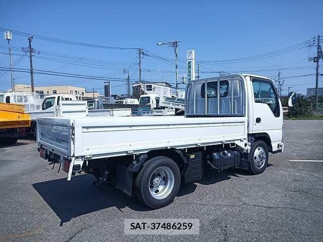 Mazda TITAN 2018-06 443658-1