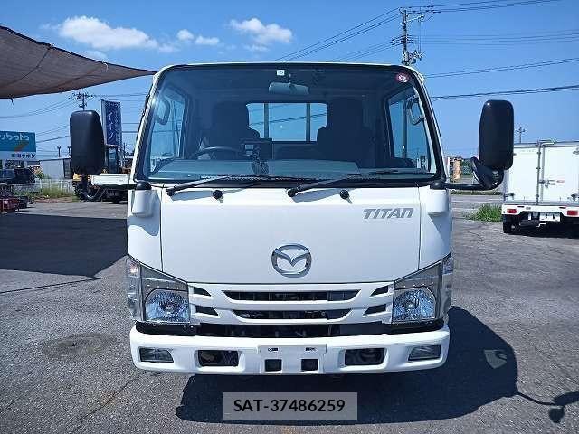 Mazda TITAN 2018-06 443658-2