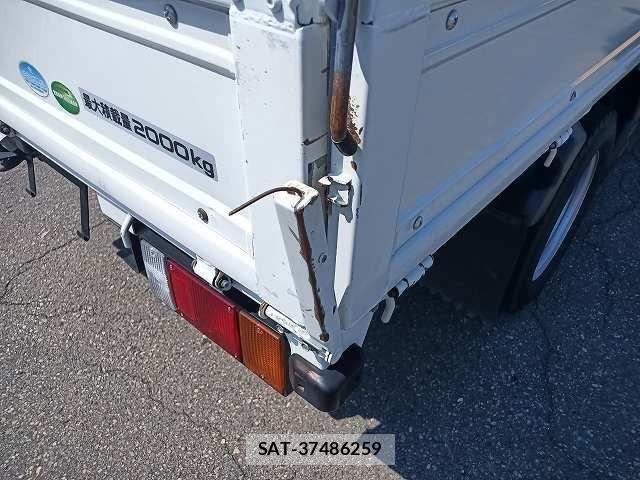 Mazda TITAN 2018-06 443658-7