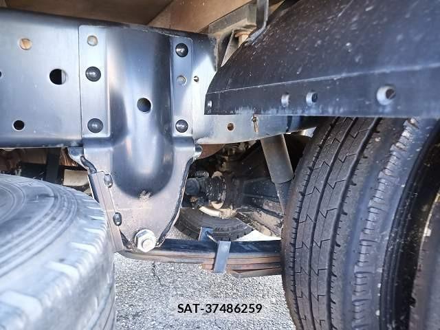 Mazda TITAN 2018-06 443658-10
