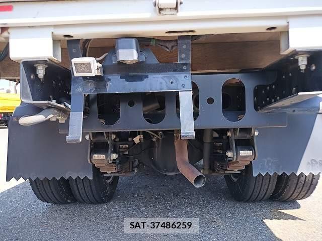 Mazda TITAN 2018-06 443658-11