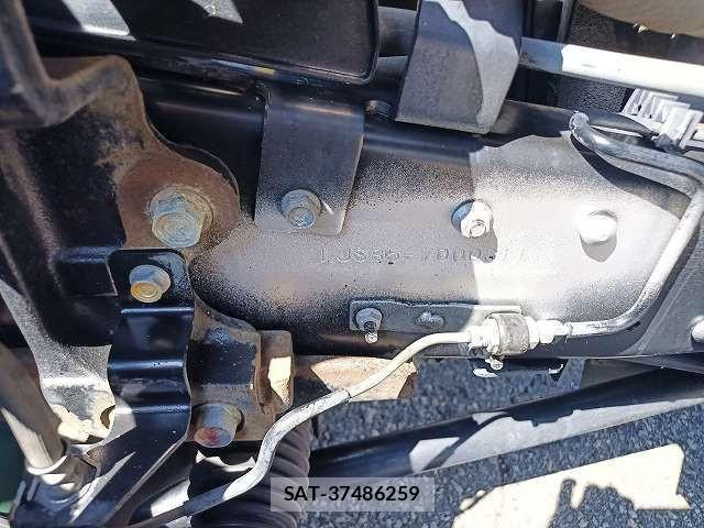 Mazda TITAN 2018-06 443658-15