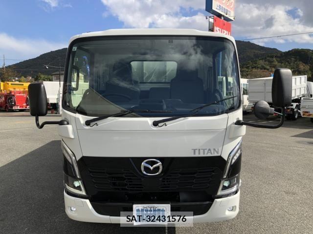 Mazda TITAN 2020-04 537429-4
