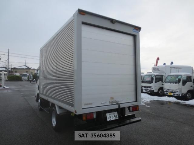 Mazda TITAN 2017-09 409677-4
