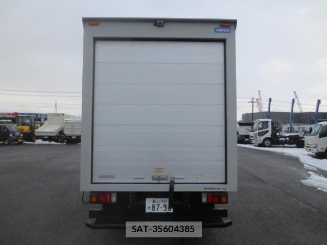 Mazda TITAN 2017-09 409677-6
