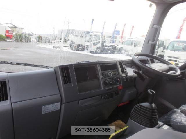 Mazda TITAN 2017-09 409677-12